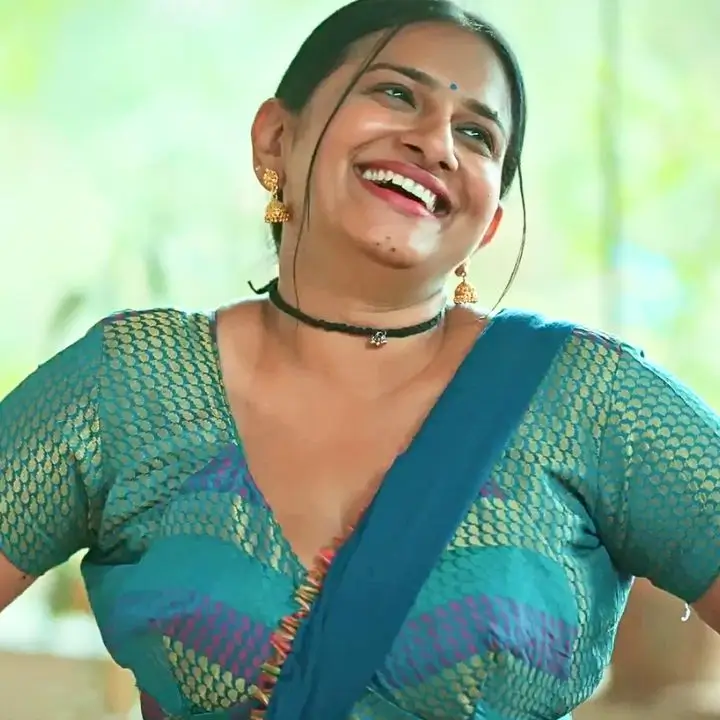 Shatir (2025) - Bharti Jha New Web Series Cast, Review, Release Date, etc. 5 Jonita Dcruz